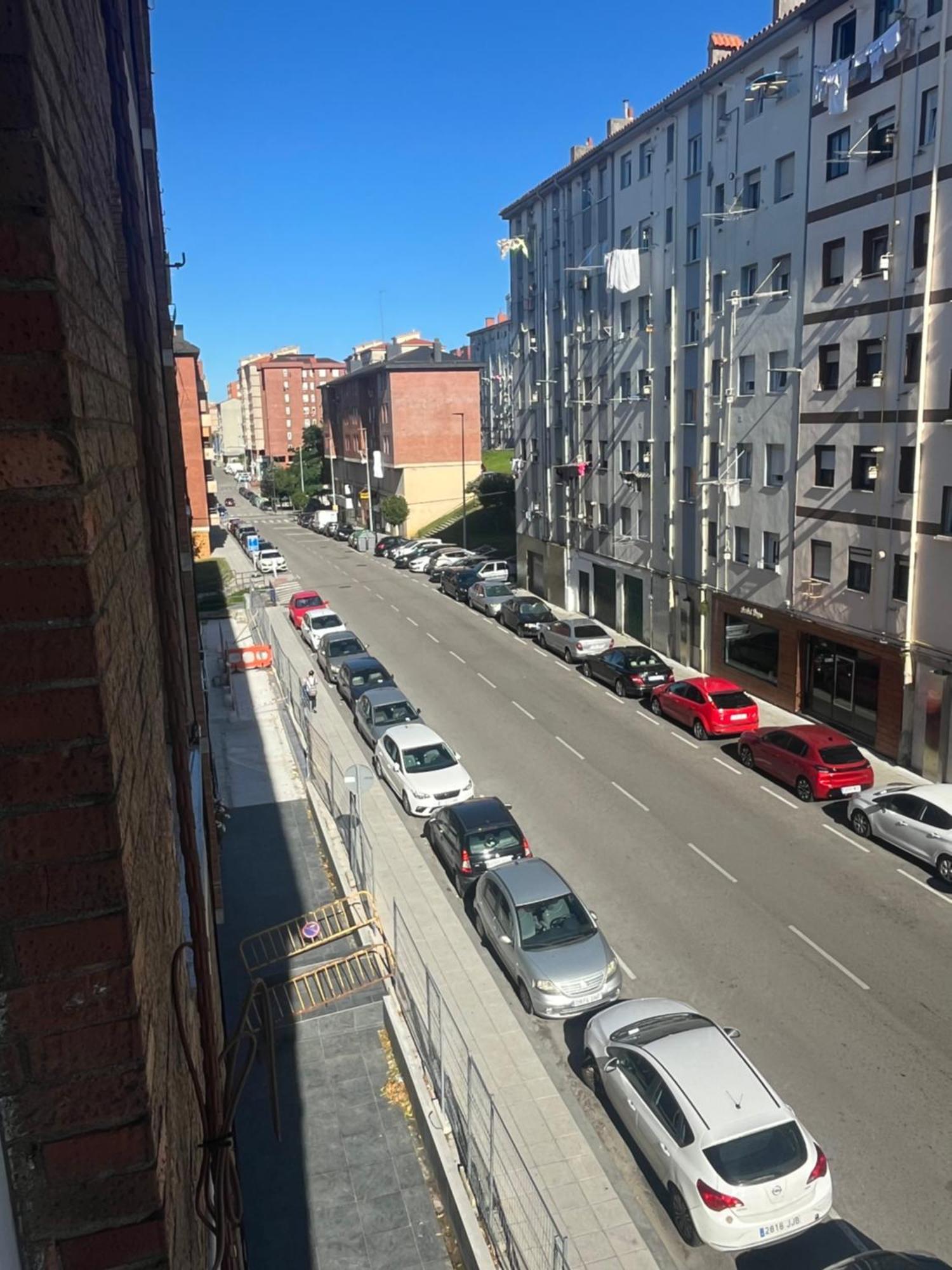 Piso A Un Paso Centro Con Zona Aparcamiento Gratuita Santander Exterior foto